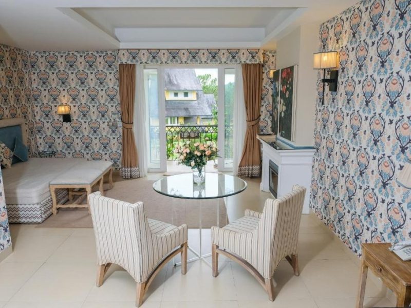 THE HOTEL SUITES – Suite Pine Hill View