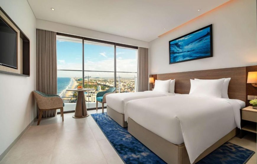 RADISSON HOTEL DA NANG: Deluxe Ocean View Twin (Partial)