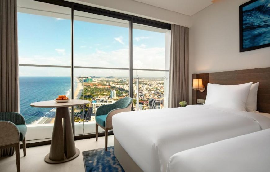 RADISSON HOTEL DA NANG: Deluxe Ocean View Twin (Partial)