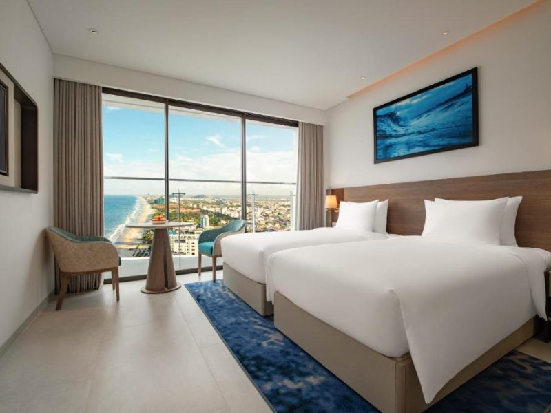 RADISSON HOTEL DA NANG: Deluxe Ocean View Twin (Partial)