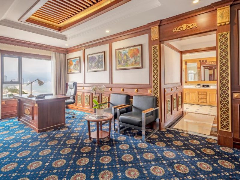DLG HOTEL: Ocean President Suite