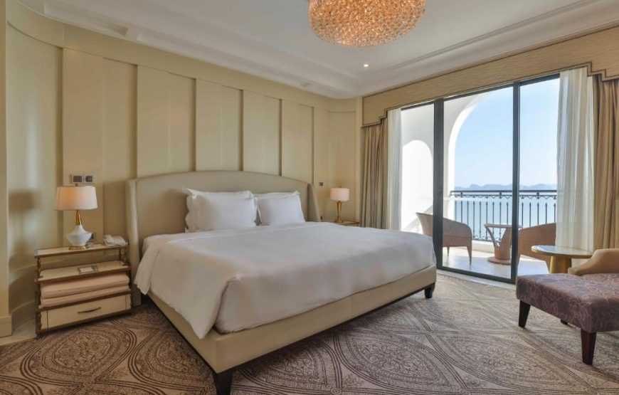 VINPEARL RESORT & SPA HẠ LONG: Executive Suite  (3 Bữa)