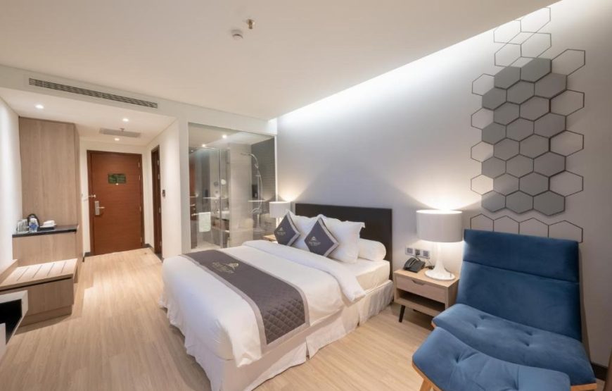 Hotel Golf Valley Đà Lạt: Superior Valley View