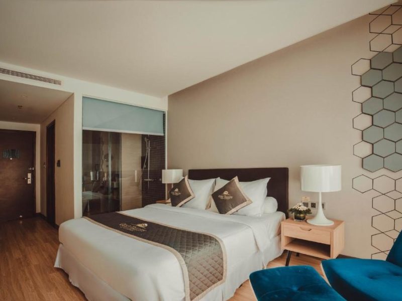 Hotel Golf Valley Đà Lạt: Superior Valley View