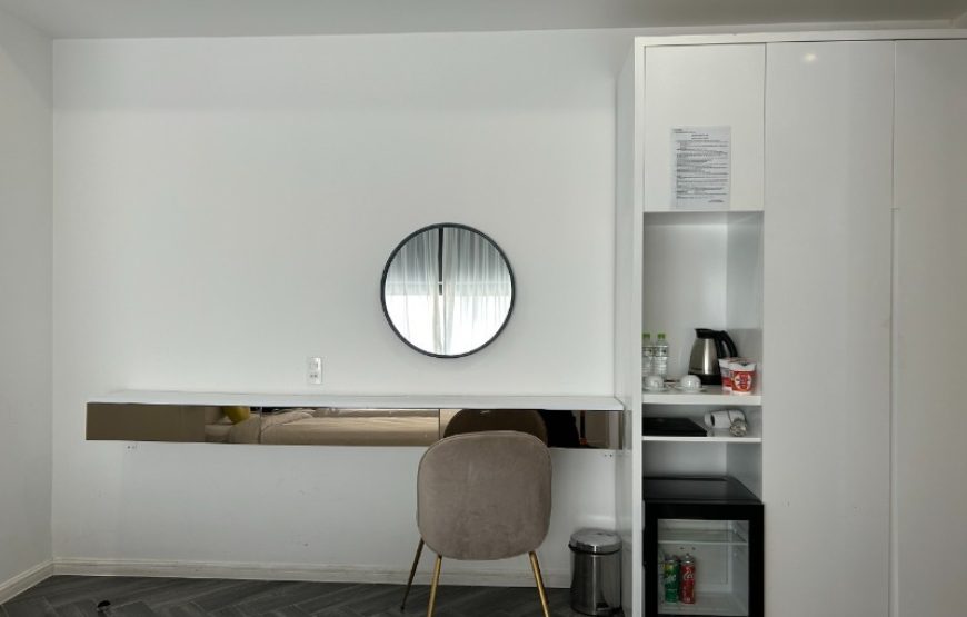 Len’s Hotel: Standard Twin